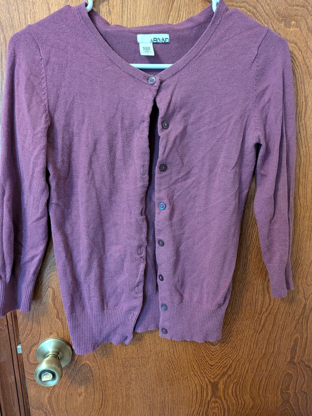 Women's Plum Button 3/4 Sleeve Cardigan Sweater